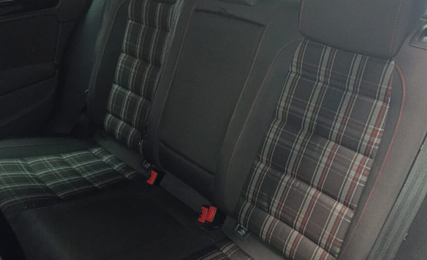 VOLKSWAGEN GOLF VI 2.0 TFSI DGS
