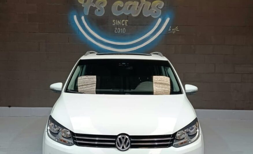 VOLKSWAGEN Touran 1.6 TDI ADVANCE