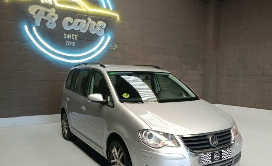 VOLKSWAGEN TOURAN 1.9 TDI EDITION