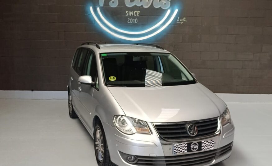 VOLKSWAGEN TOURAN 1.9 TDI EDITION