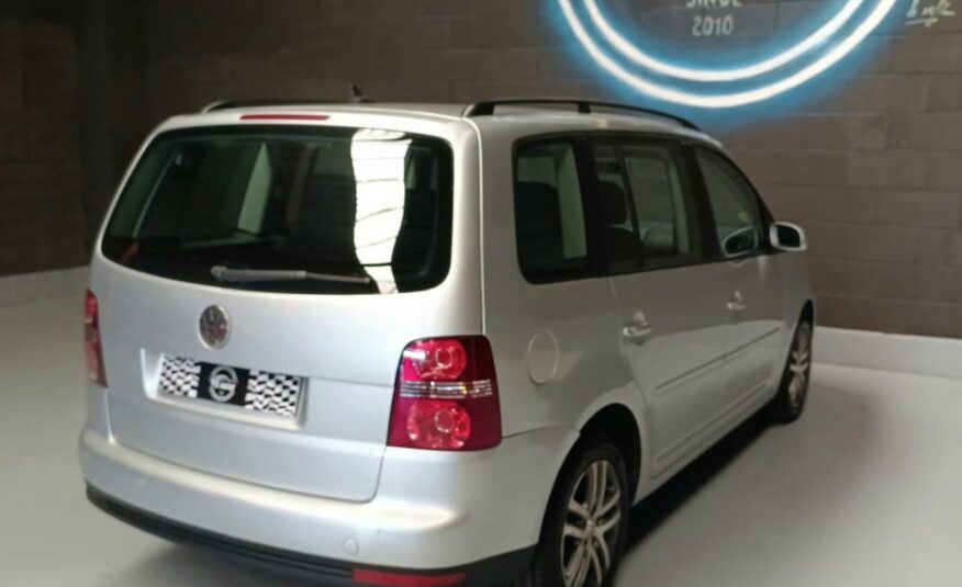 VOLKSWAGEN TOURAN 1.9 TDI EDITION