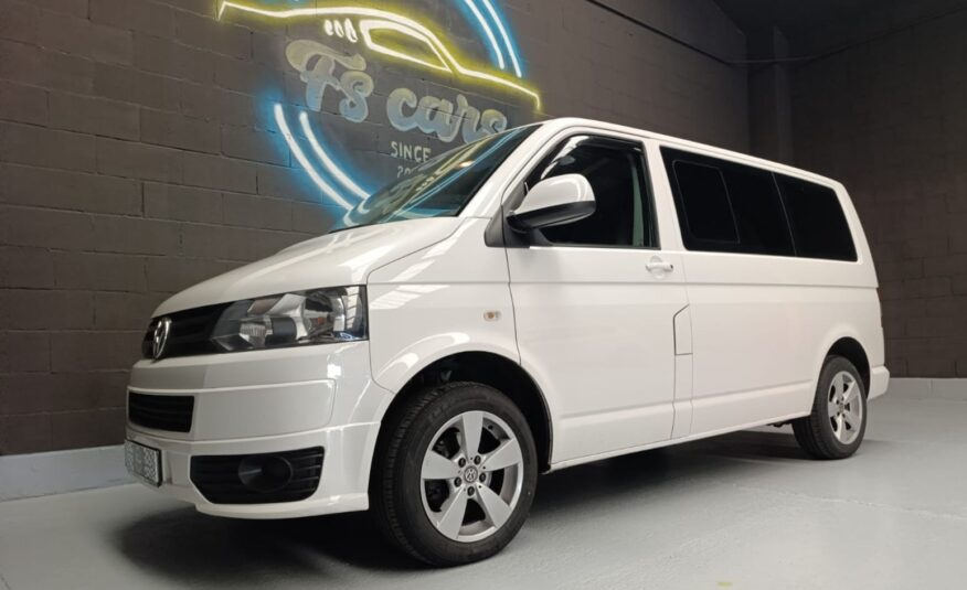 VOLKSWAGEN TRASNPORTER 2.0 TDI COMBI