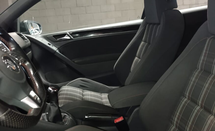 VOLKSWAGEN GOLF 2.0 TFSI GTI