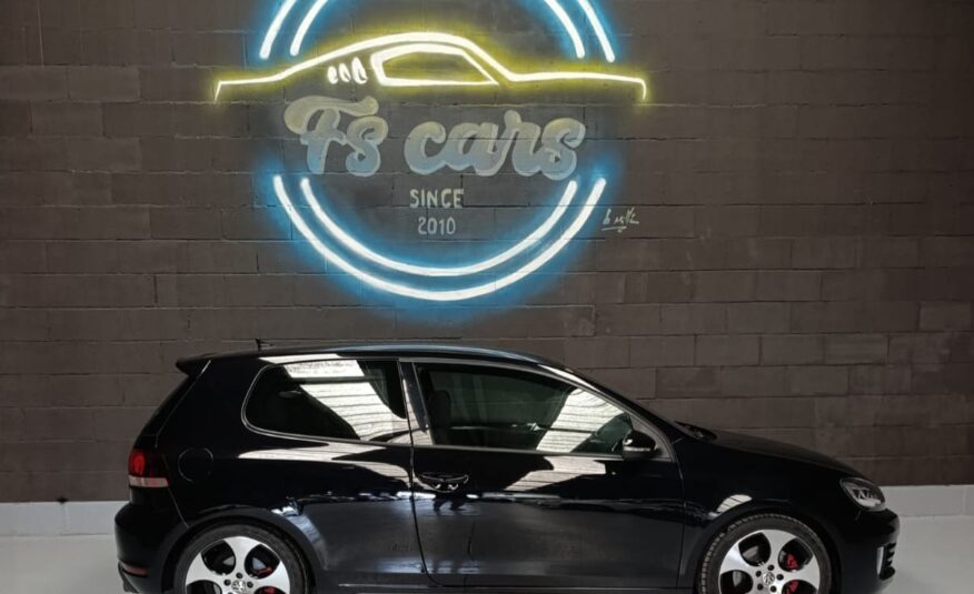 VOLKSWAGEN GOLF 2.0 TFSI GTI