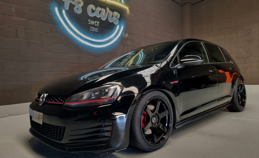 VOLKSWAGEN GOLF VII 2.0 TFSI GTI DSG