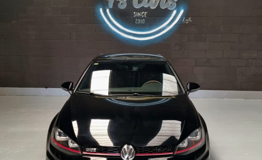 VOLKSWAGEN GOLF VII 2.0 TFSI GTI DSG