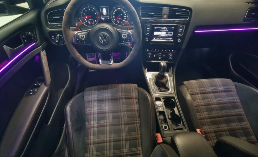 VOLKSWAGEN GOLF VII 2.0 TFSI GTI DSG