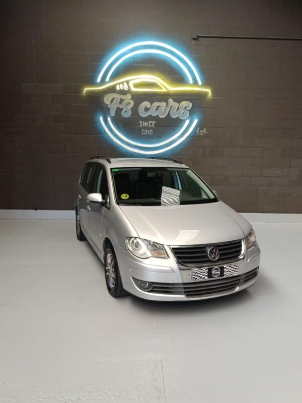 VOLKSWAGEN TOURAN 1.9 TDI EDITION
