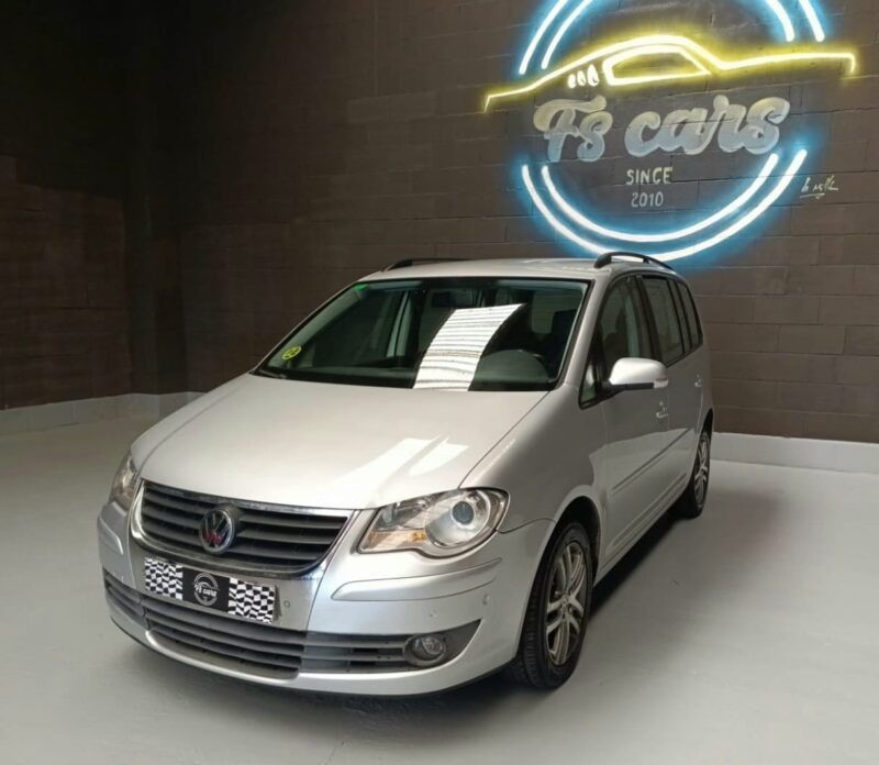 VOLKSWAGEN TOURAN 1.9 TDI EDITION