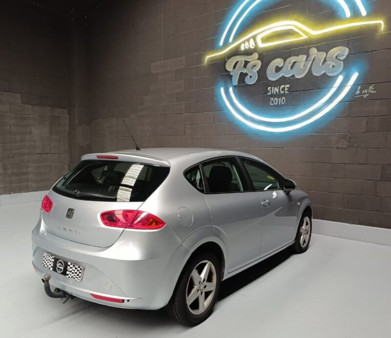 SEAT LEON 1.6 TDI ECOMOTIVE REFERENCE
