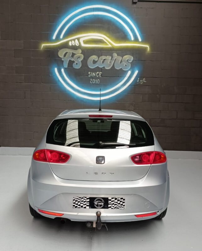 SEAT LEON 1.6 TDI ECOMOTIVE REFERENCE