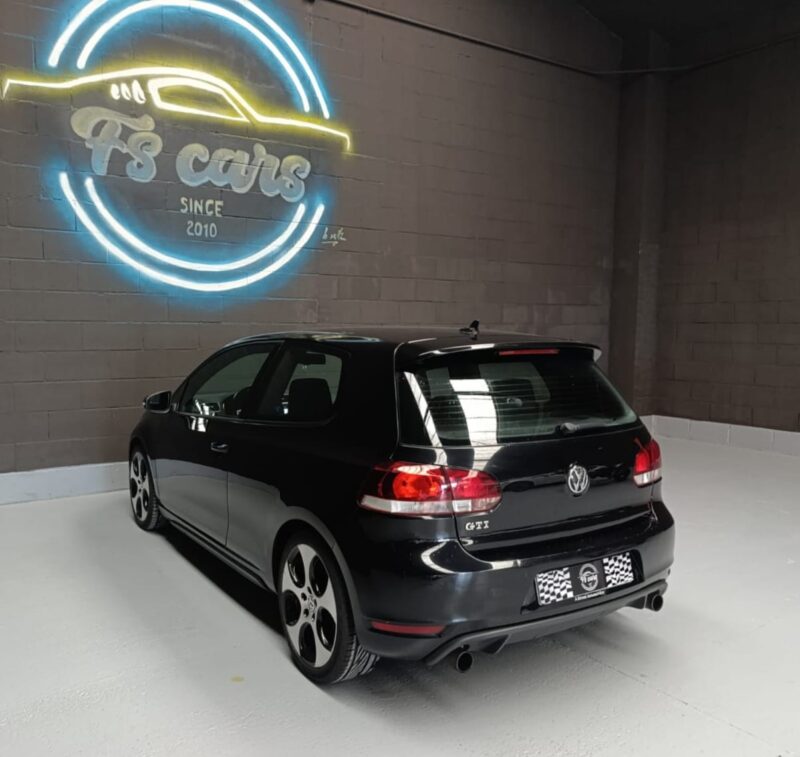 VOLKSWAGEN GOLF 2.0 TFSI GTI