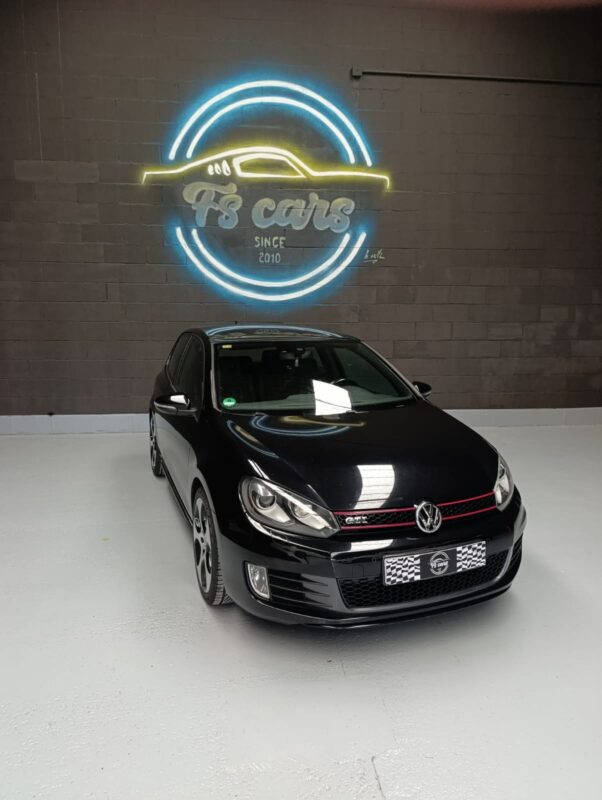 VOLKSWAGEN GOLF 2.0 TFSI GTI