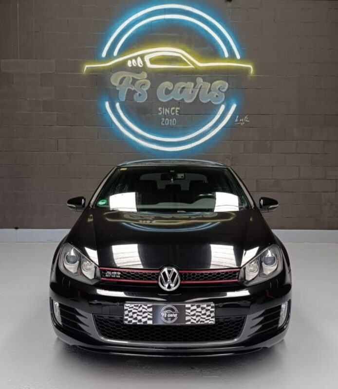 VOLKSWAGEN GOLF 2.0 TFSI GTI