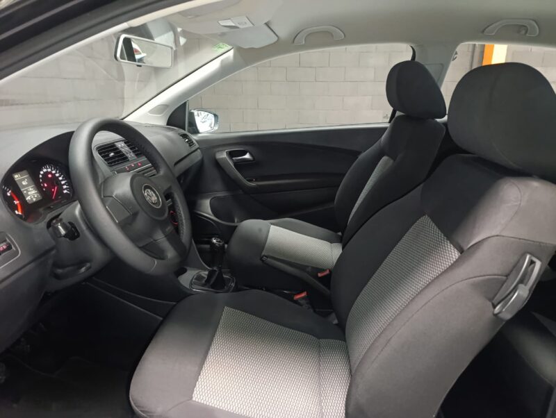 VOLKSWAGEN POLO 1.2 ADVANCE