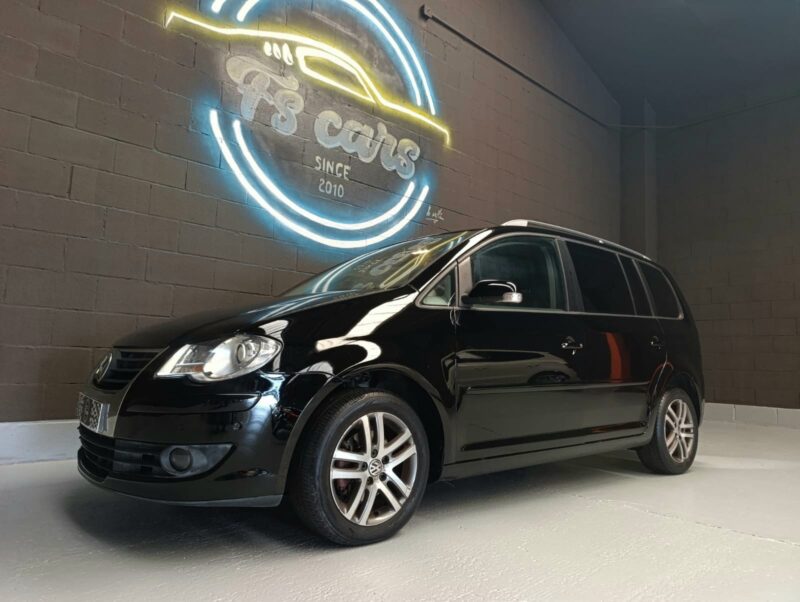 VOLKSWAGEN TOURAN 1.9 TDI TRAVELLER