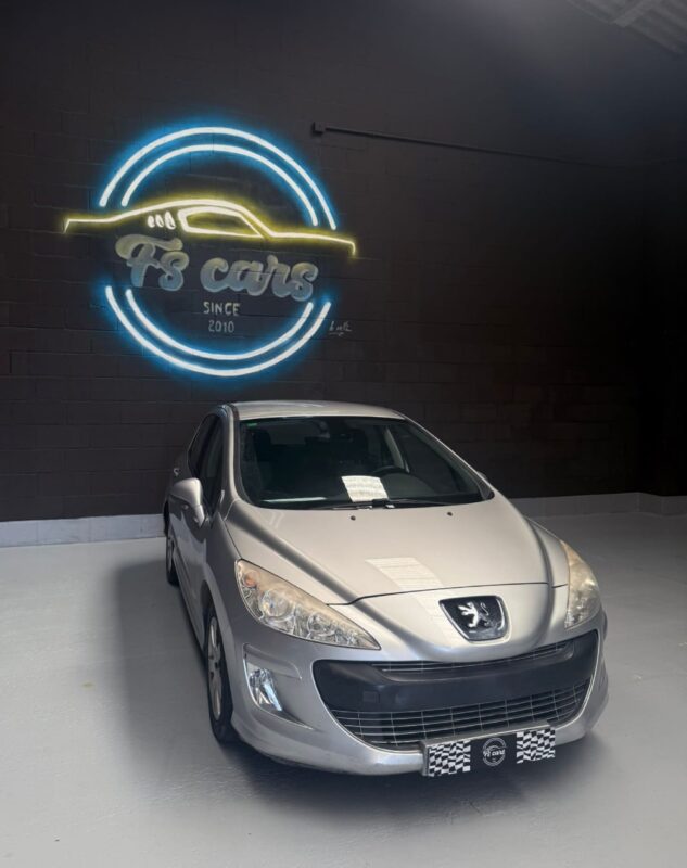 PEUGEOT 308 1.6 HDI SPORT