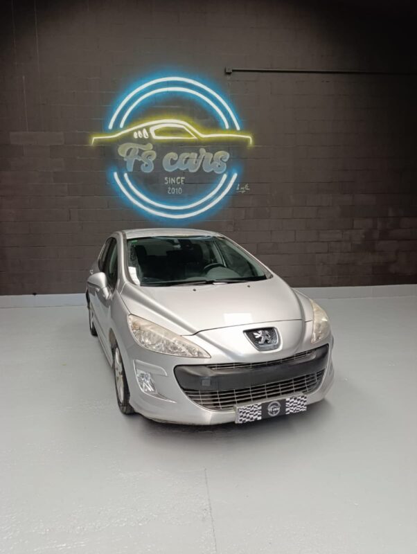 PEUGEOT 308 1.6 HDI SPORT