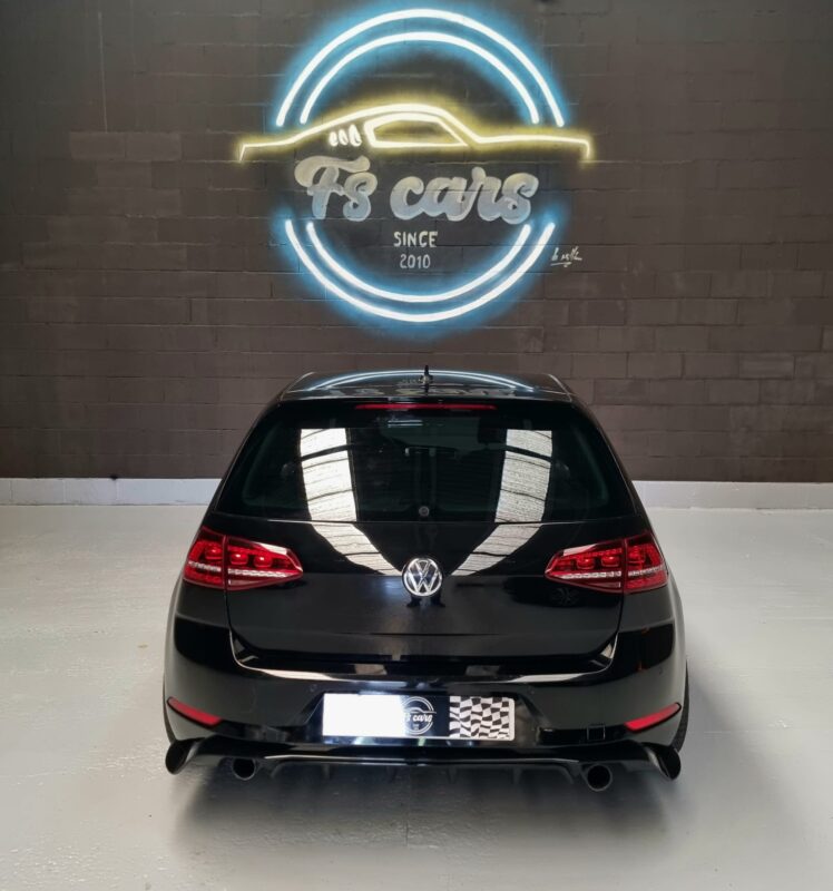 VOLKSWAGEN GOLF VII 2.0 TFSI GTI DSG