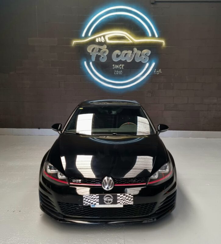 VOLKSWAGEN GOLF VII 2.0 TFSI GTI DSG
