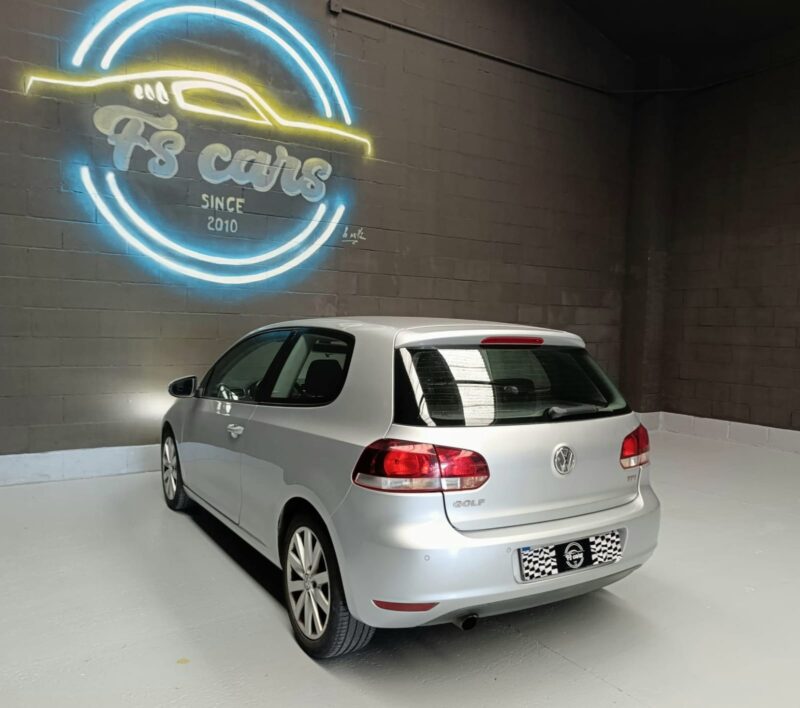 VOLKSWAGEN GOLF 1.6 TDI SPORT