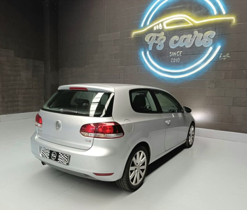 VOLKSWAGEN GOLF 1.6 TDI SPORT