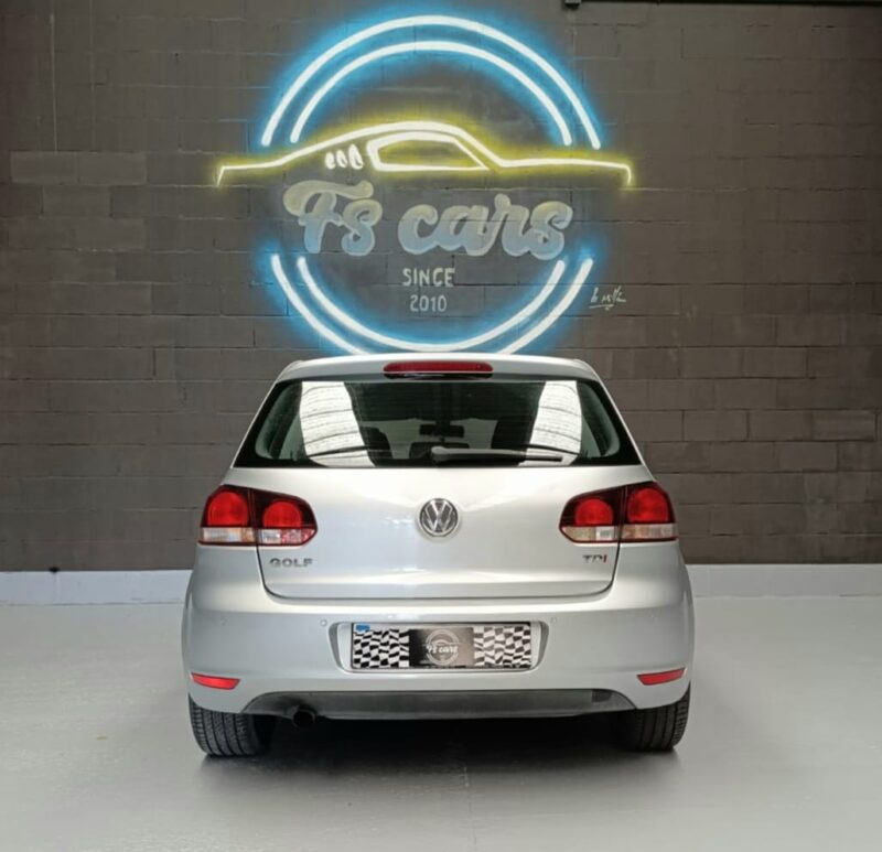 VOLKSWAGEN GOLF 1.6 TDI SPORT